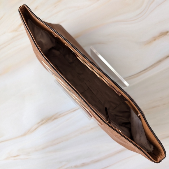 Michael Kors Leather Clutch Handbag - Picture 4 of 9